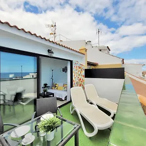 central-penthouse-with-terrace-and-sea-views.tenerifehoteles.net/